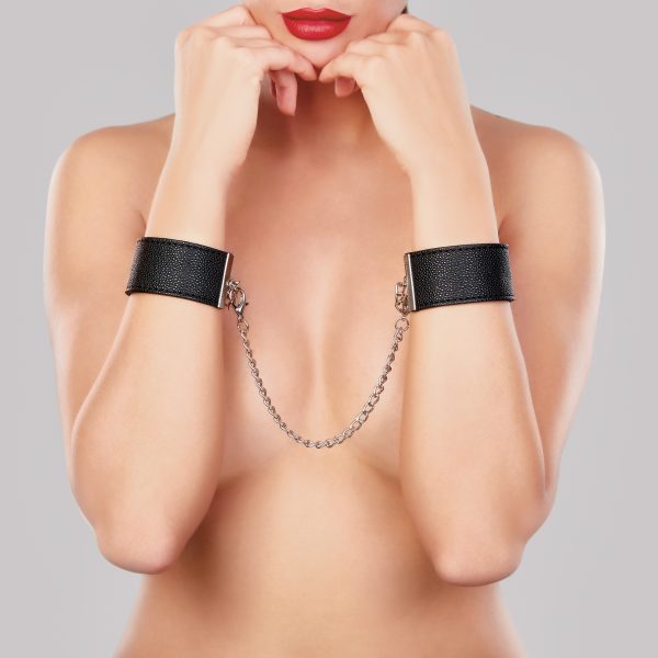 Adore Wrist Cuffs With Connector Chain One Size